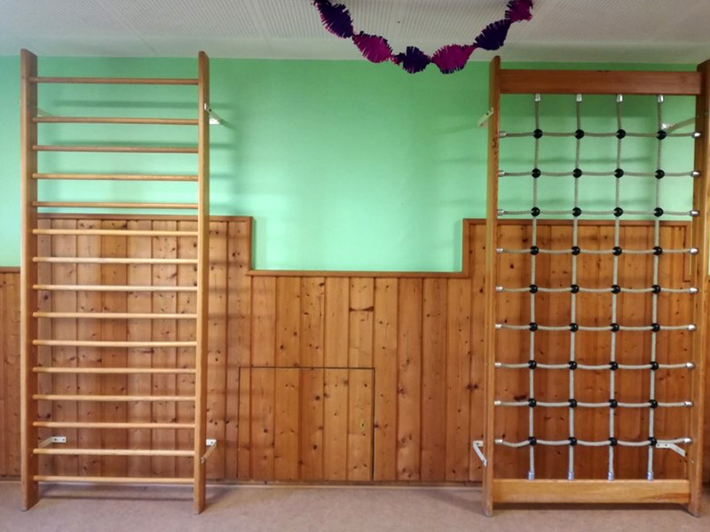 Turnhalle Kletterwand